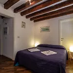 Veneziacentopercento Gorne Apartment
